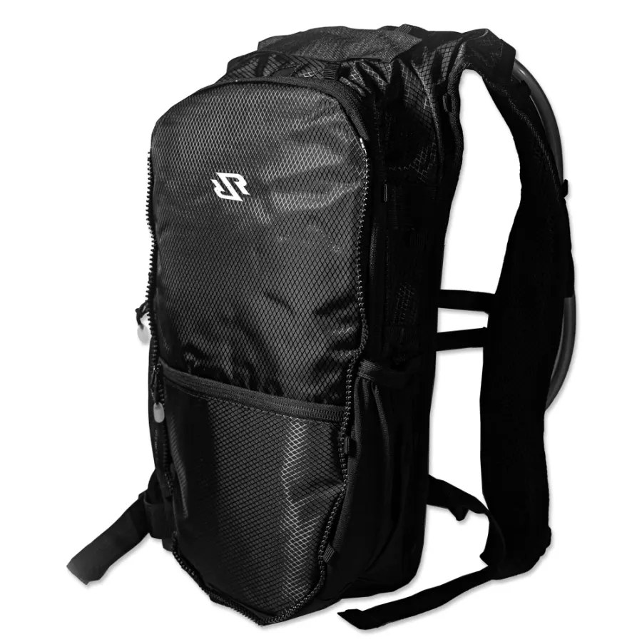 Three-quarter front view of the black RAVERUNNER Hydration Pack