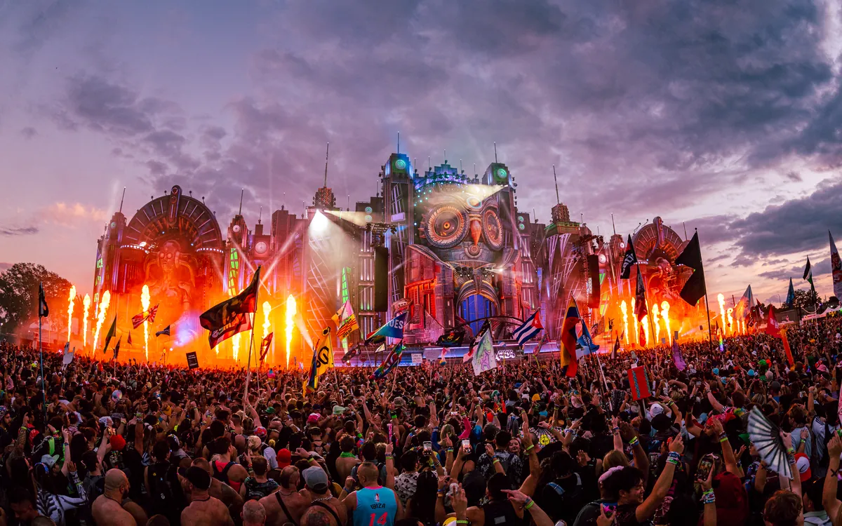 The EDC Orlando grounds and stages at sunset